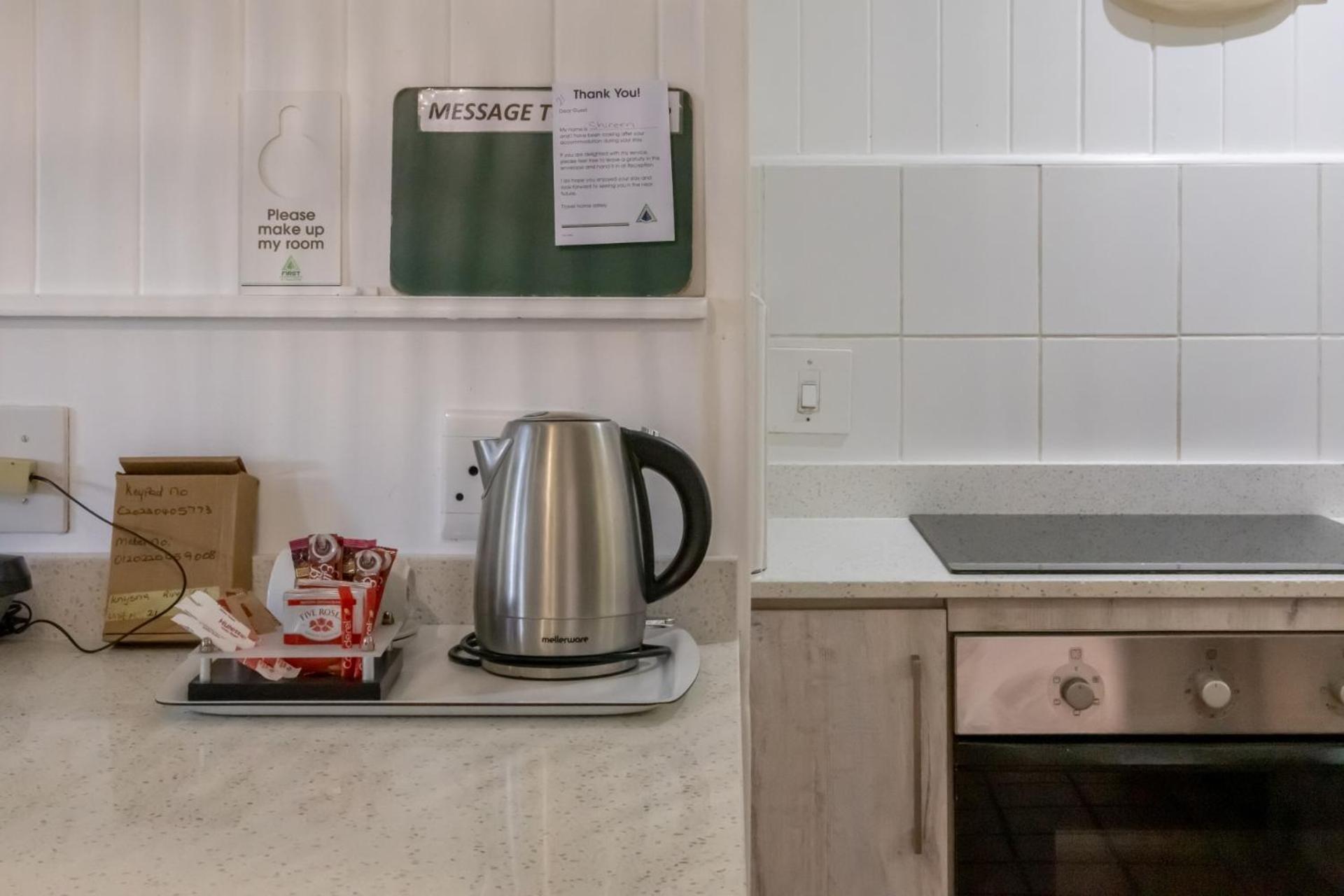 คนิสนา ริเวอร์คลับ Apartment ภายนอก รูปภาพ